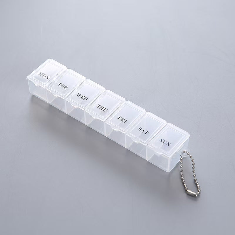 Portable 7 Day Pill Organizer Weekly Pill Box Case Travel Plastic Pill Container with Keychain