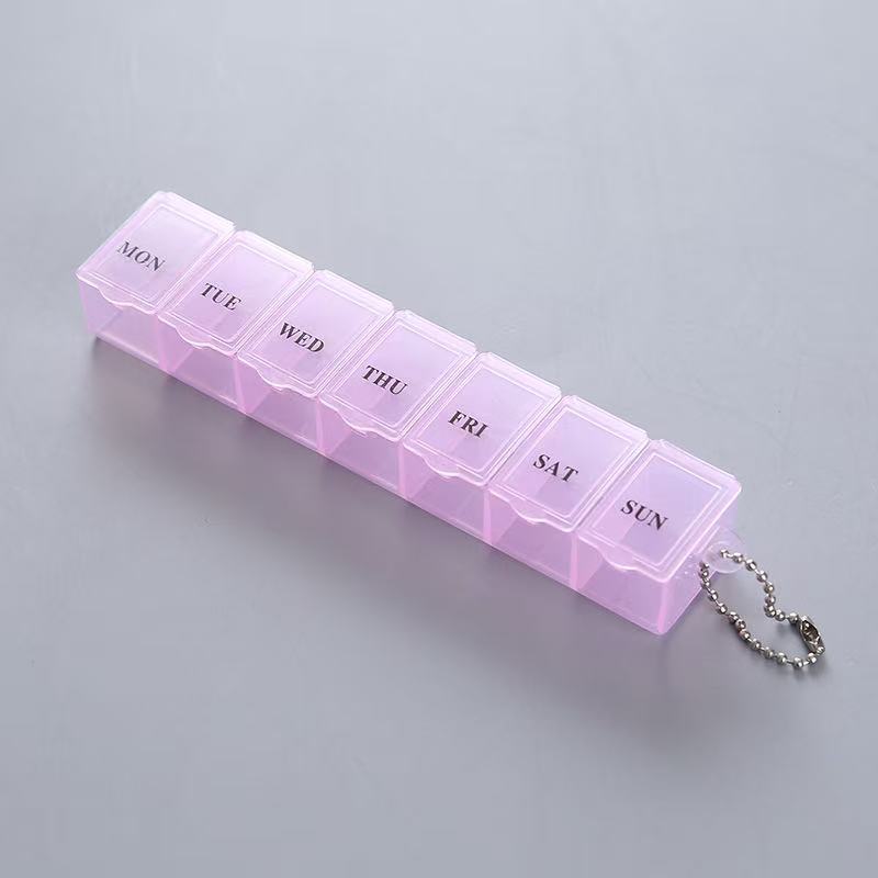 Portable 7 Day Pill Organizer Weekly Pill Box Case Travel Plastic Pill Container with Keychain